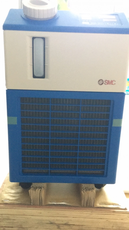 上海乾拓售SMC溫控器HRS018-A-20-T緊湊型