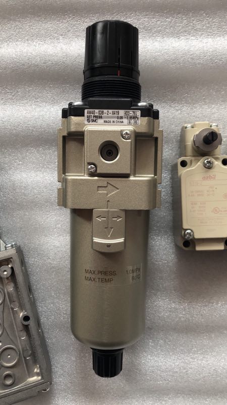 AW40-03B-2-X419.jpg