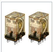 小型繼電器.jpg