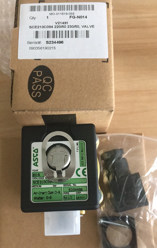 SCE210C094.jpg